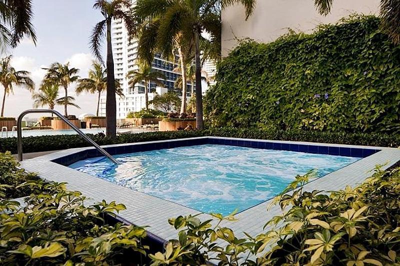 Appart hôtel Churchill Brickell - One Broadway 4*